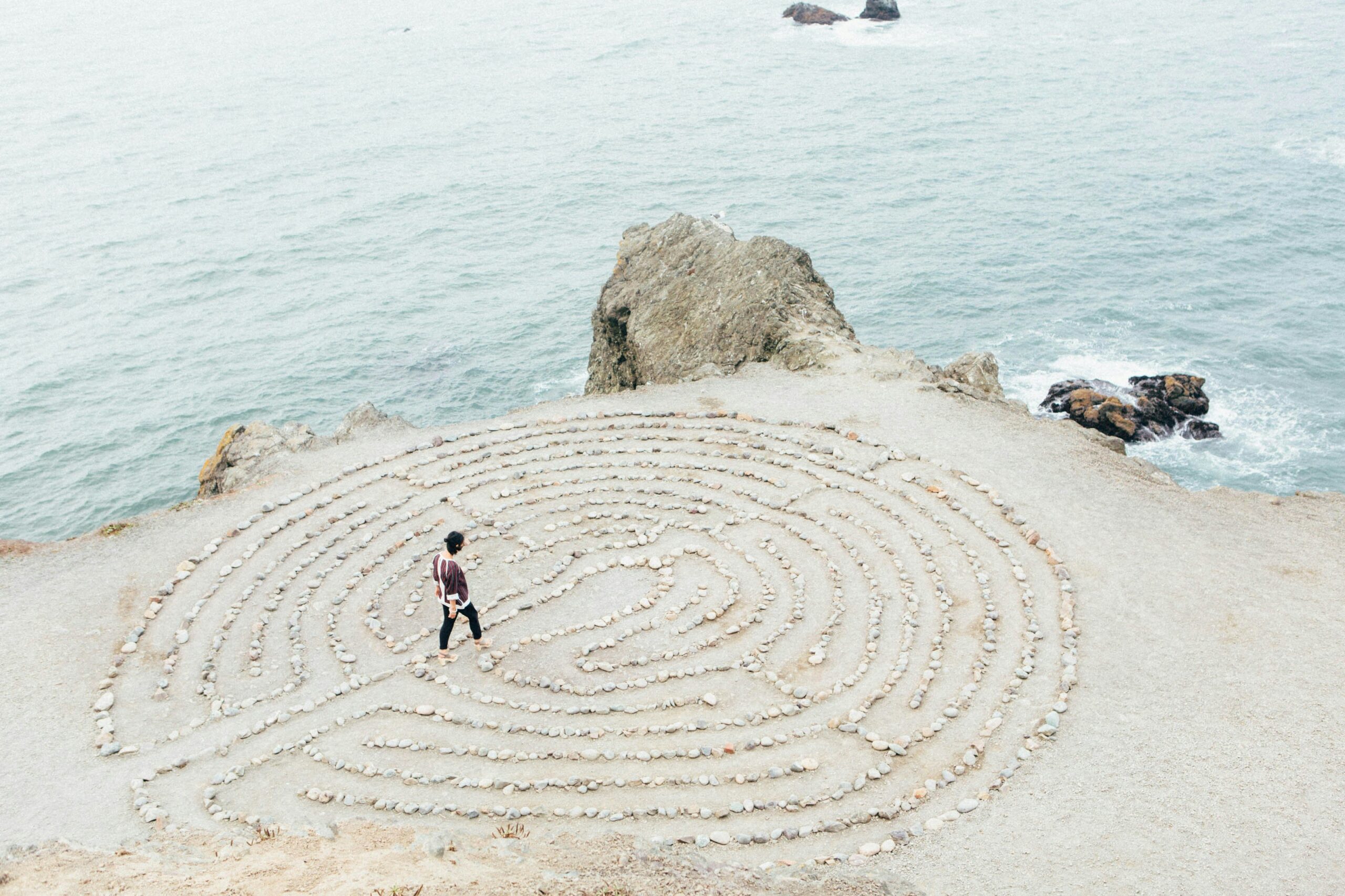Photo by <a href="https://unsplash.com/@ashleybatz" rel="nofollow">Ashley Batz</a> on <a href="https://unsplash.com/?utm_source=hostinger&utm_medium=referral" rel="nofollow">Unsplash</a> 